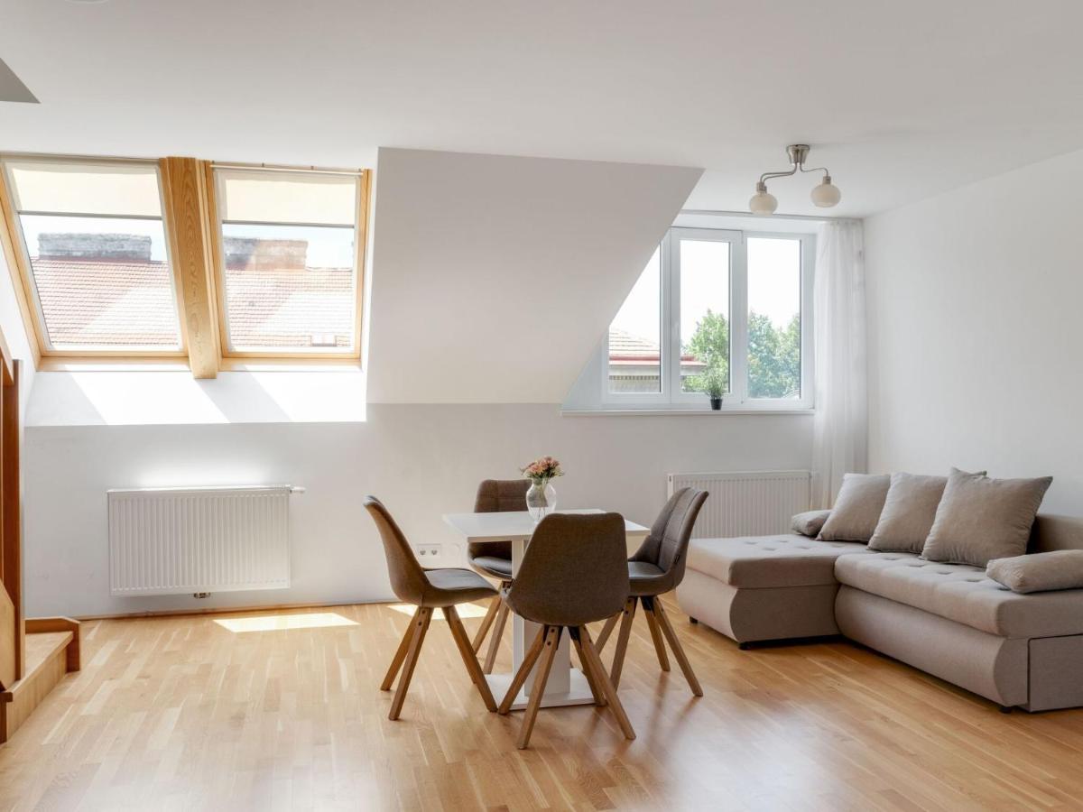 Elegant Apartment In Vienna With Patio Exterior photo